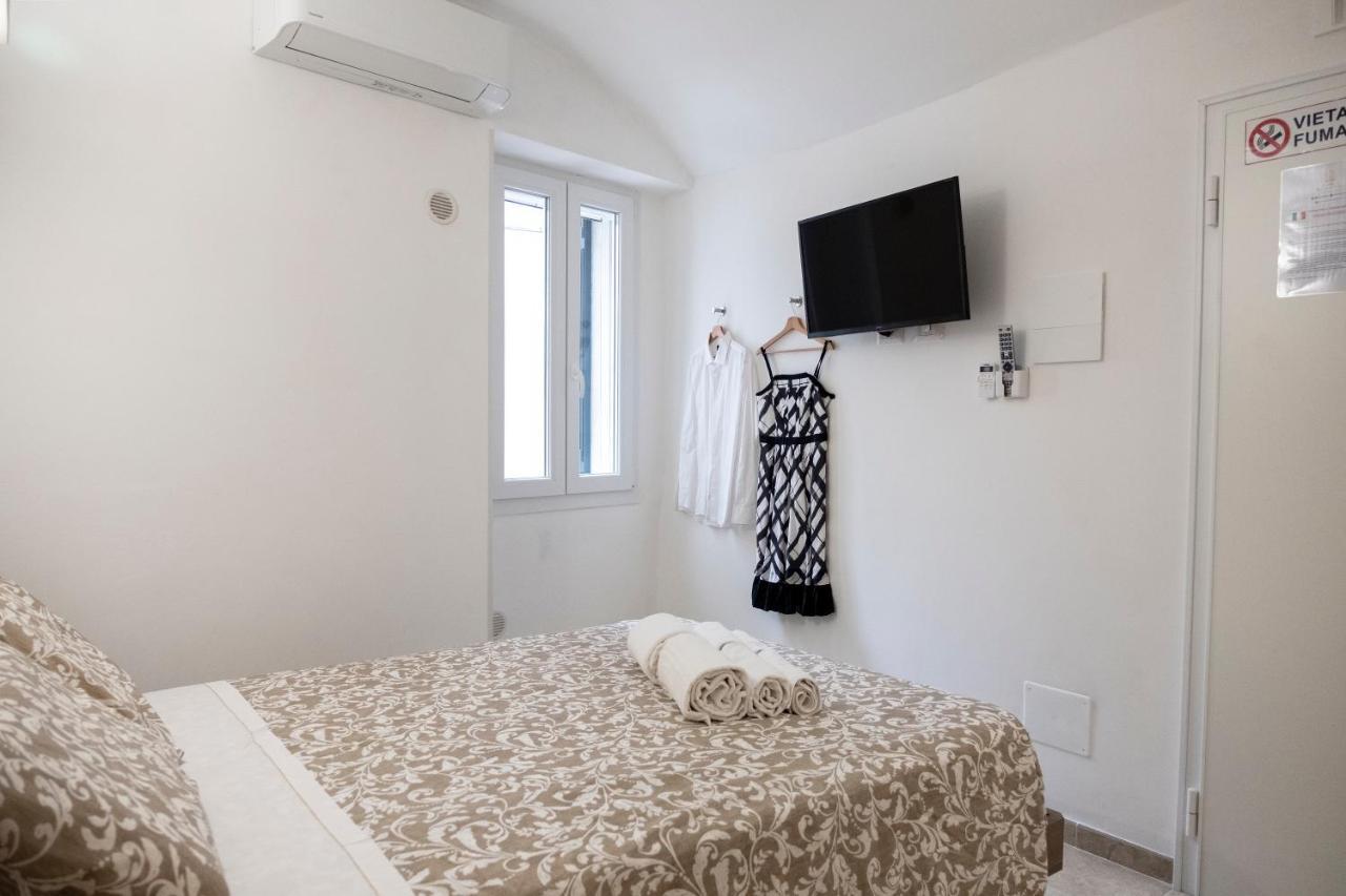 Apartament Domus Regina Carmela Monopoli Zewnętrze zdjęcie